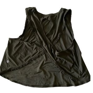 Lululemon workout tank